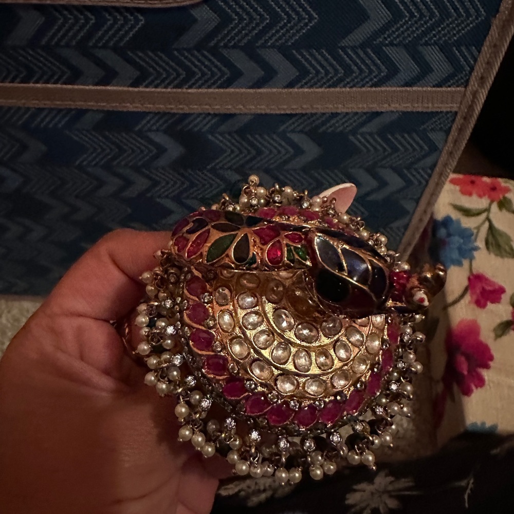 Statement ring - Picture 1 of 3